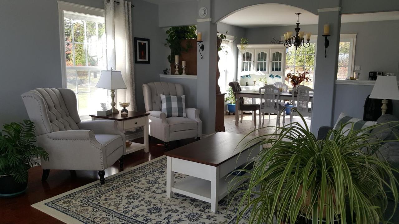20 Acre Woods Bed And Breakfast Ingonish Exteriör bild